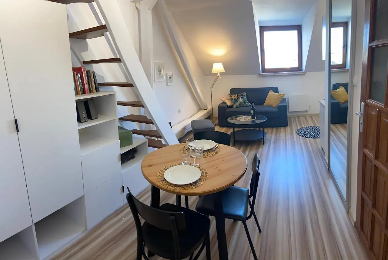 Apartament Cozy mezzanine in Jewish district near Old Town Kraków